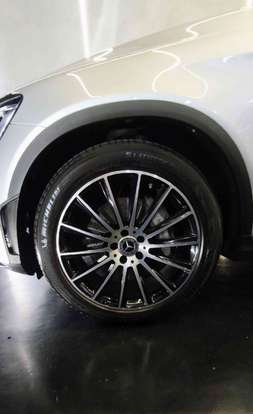MERCEDES-BENZ-GLC 300-2020