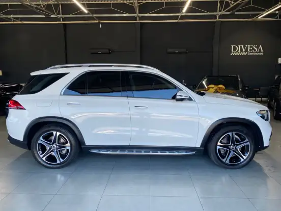 MERCEDES-BENZ-GLE 400d-2023