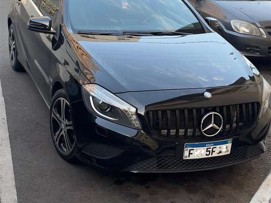 MERCEDES-BENZ-A 200-1.6 TURBO STYLE 16V GASOLINA 4P AUTOMÁTICO MERCEDES-BENZ-A 200-2014