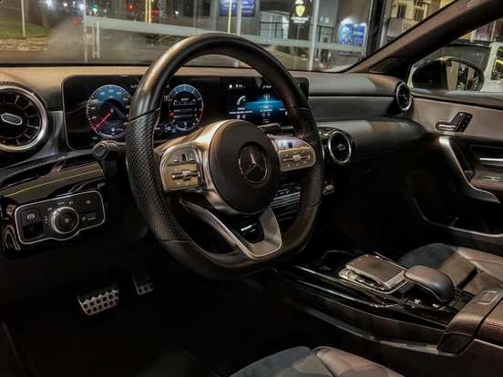 MERCEDES-BENZ-A 35 AMG-2.0 CGI GASOLINA SEDAN 4MATIC 7G-DCT MERCEDES-BENZ-A 35 AMG-2020