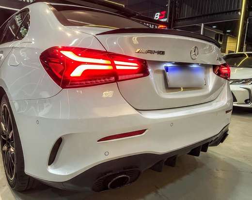 MERCEDES-BENZ-A 35 AMG-2020