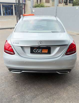 MERCEDES-BENZ-C 180-1.6 CGI EXCLUSIVE 16V TURBO GASOLINA 4P AUTOMÁTICO MERCEDES-BENZ-C 180-2014