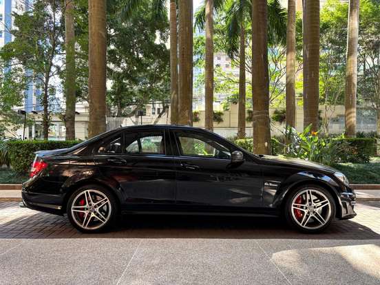 MERCEDES-BENZ-C 63 AMG-2011