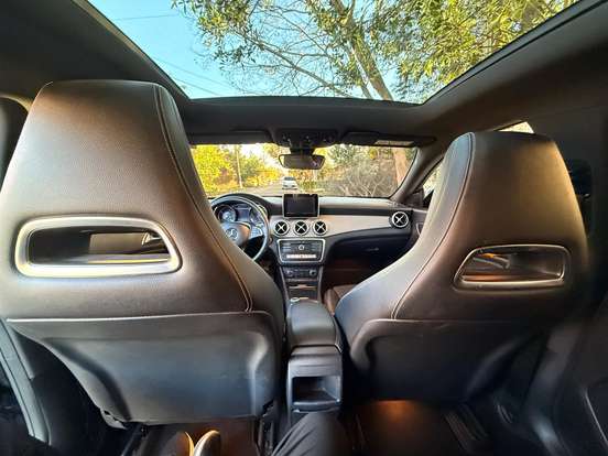 MERCEDES-BENZ-CLA 200-2018