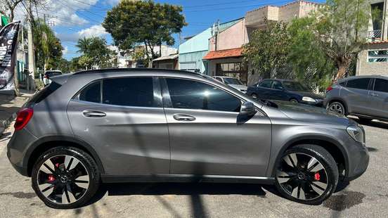 MERCEDES-BENZ-GLA 200-1.6 CGI ADVANCE 16V TURBO FLEX 4P AUTOMÁTICO MERCEDES-BENZ-GLA 200-2016