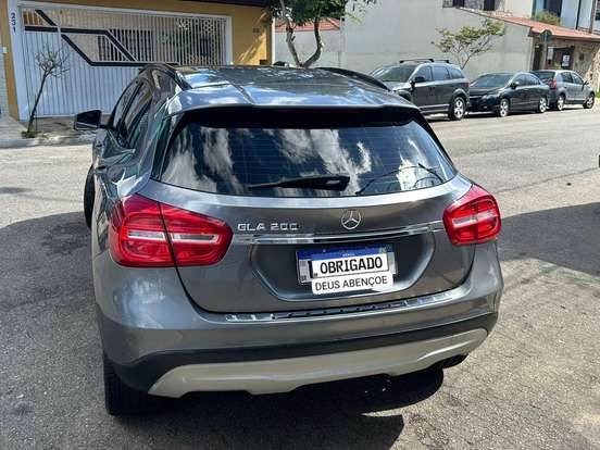 MERCEDES-BENZ-GLA 200-1.6 CGI ADVANCE 16V TURBO FLEX 4P AUTOMÁTICO MERCEDES-BENZ-GLA 200-2016