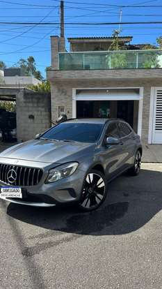 MERCEDES-BENZ-GLA 200-2016
