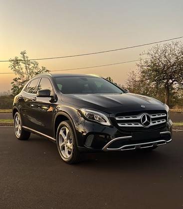 MERCEDES-BENZ GLA 200 1.6 CGI FLEX ADVANCE 7G-DCT