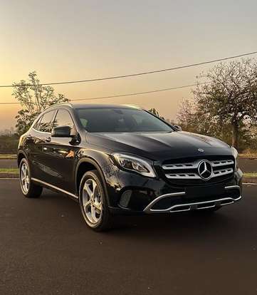 MERCEDES-BENZ-GLA 200-2018