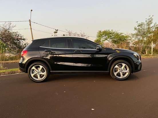 MERCEDES-BENZ-GLA 200-1.6 CGI FLEX ADVANCE 7G-DCT MERCEDES-BENZ-GLA 200-2018