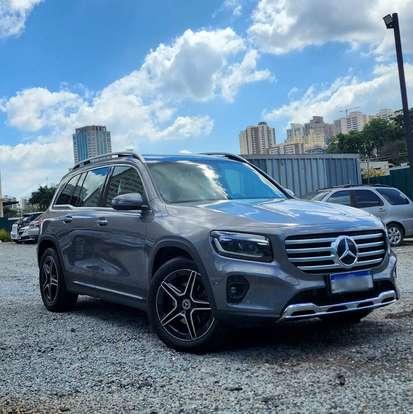 MERCEDES-BENZ-GLB 200-2024
