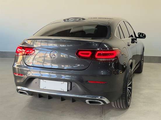 MERCEDES-BENZ-GLC 300-2020