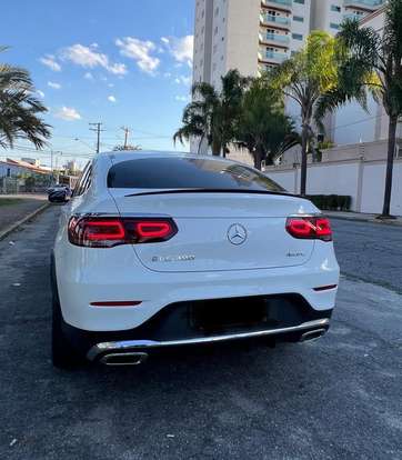 MERCEDES-BENZ-GLC 300-2020
