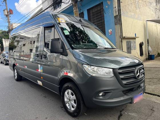 MERCEDES-BENZ SPRINTER 2.0 CDI DIESEL VAN 517 TA EXTRA LONGO 18L MANUAL