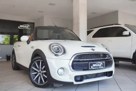MINI COOPER 2.0 16V TWINPOWER GASOLINA S CABRIO STEPTRONIC