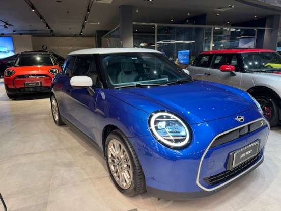 MINI-COOPER-SE EXCLUSIVE 2P ELÉTRICO MINI-COOPER-2024