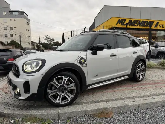 MINI-COUNTRYMAN-1.5 12V TWINPOWER TURBO HYBRID COOPER S E SHADOW EDITION ALL4 STEPTRONIC MINI-COUNTRYMAN-2021