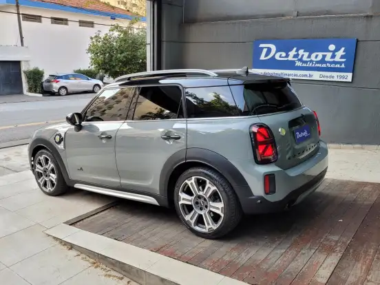 MINI-COUNTRYMAN-2022