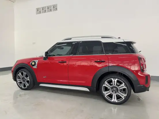 MINI-COUNTRYMAN-2021