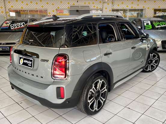 MINI-COUNTRYMAN-2022