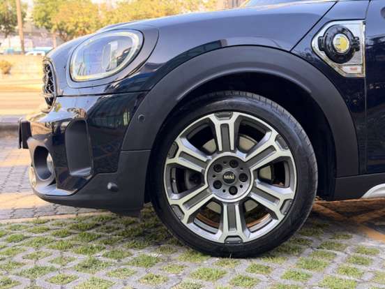 MINI-COUNTRYMAN-2023