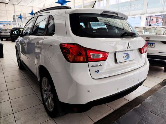 MITSUBISHI-ASX-2014