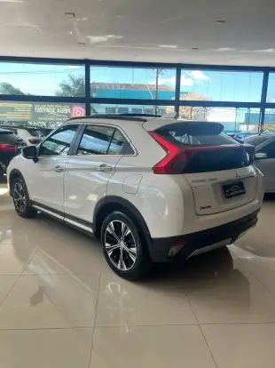 MITSUBISHI-ECLIPSE CROSS-1.5 MIVEC TURBO GASOLINA HPE-S AWD CVT MITSUBISHI-ECLIPSE CROSS-2019