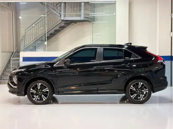 MITSUBISHI-ECLIPSE CROSS-1.5 MIVEC TURBO GASOLINA HPE-S CVT MITSUBISHI-ECLIPSE CROSS-2024