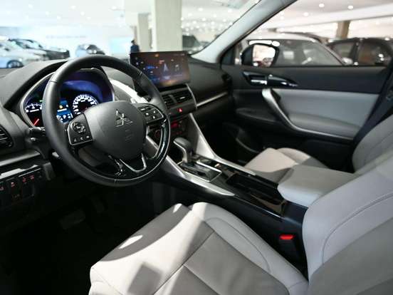 MITSUBISHI-ECLIPSE CROSS-2026