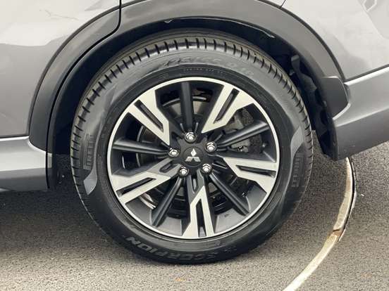 MITSUBISHI-ECLIPSE CROSS-1.5 MIVEC TURBO GASOLINA HPE-S CVT MITSUBISHI-ECLIPSE CROSS-2022