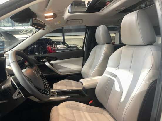 MITSUBISHI-ECLIPSE CROSS-1.5 MIVEC TURBO GASOLINA HPE-S CVT MITSUBISHI-ECLIPSE CROSS-2025