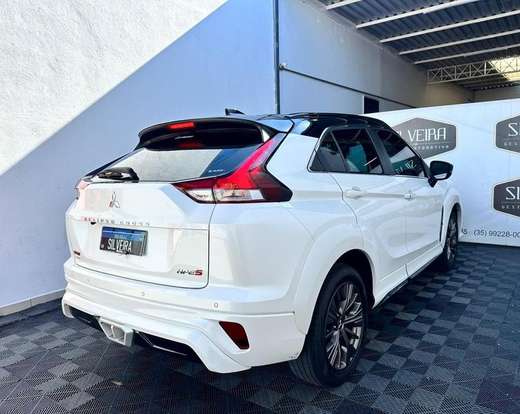MITSUBISHI-ECLIPSE CROSS-2024