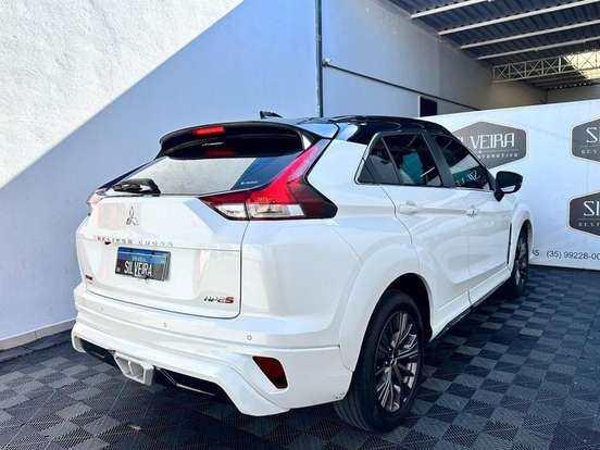 MITSUBISHI-ECLIPSE CROSS-1.5 MIVEC TURBO GASOLINA HPE-S S-AWC CVT MITSUBISHI-ECLIPSE CROSS-2024