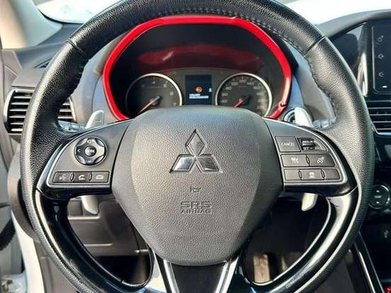 MITSUBISHI-ECLIPSE CROSS-1.5 MIVEC TURBO GASOLINA HPE-S S-AWC CVT MITSUBISHI-ECLIPSE CROSS-2024