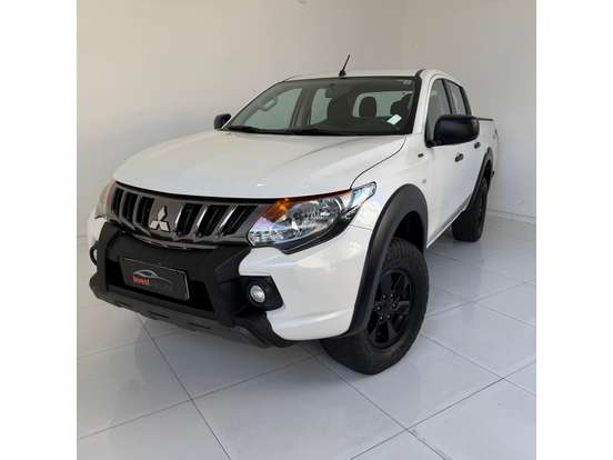 MITSUBISHI-L200 TRITON-2023