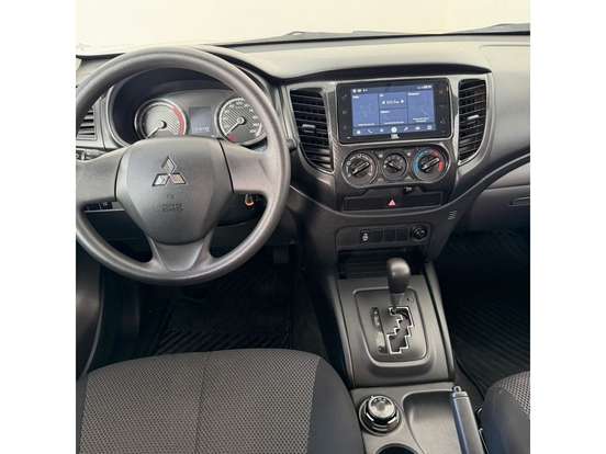 MITSUBISHI-L200 TRITON-2023