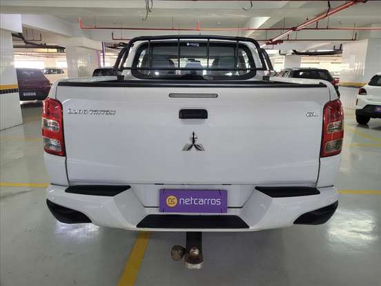 MITSUBISHI-L200 TRITON-2024