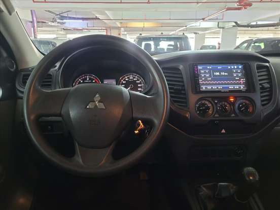 MITSUBISHI-L200 TRITON-2024