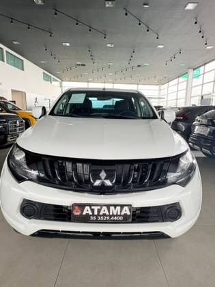 MITSUBISHI L200 TRITON 2.4 16V TURBO DIESEL SPORT GLS CD 4P 4X4 AUTOMÁTICO