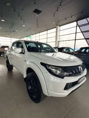 MITSUBISHI-L200 TRITON-2019