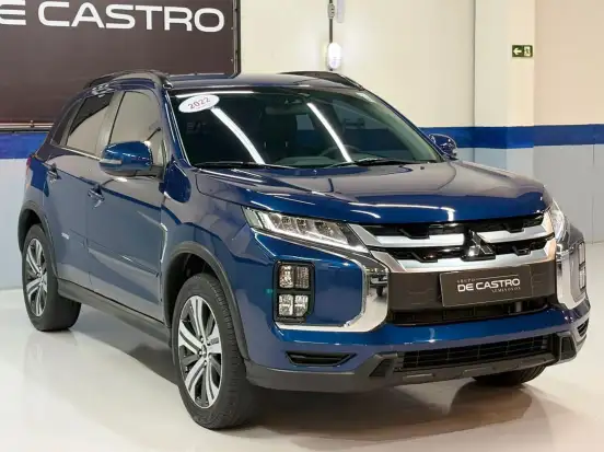 MITSUBISHI-OUTLANDER-2021