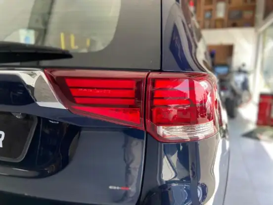 MITSUBISHI-OUTLANDER-2.2 4X4 16V DIESEL 4P AUTOMÁTICO MITSUBISHI-OUTLANDER-2016