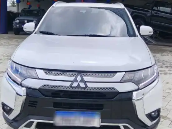 MITSUBISHI-OUTLANDER-2.2 MIVEC DI-D DIESEL HPE-S AWD AUTOMÁTICO MITSUBISHI-OUTLANDER-2020