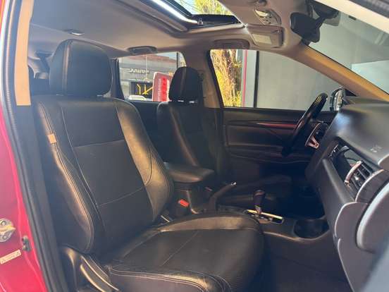 MITSUBISHI-OUTLANDER-2.0 16V GASOLINA 4P AUTOMÁTICO MITSUBISHI-OUTLANDER-2016