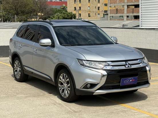 MITSUBISHI-OUTLANDER-2.0 16V GASOLINA 4P AUTOMÁTICO MITSUBISHI-OUTLANDER-2015
