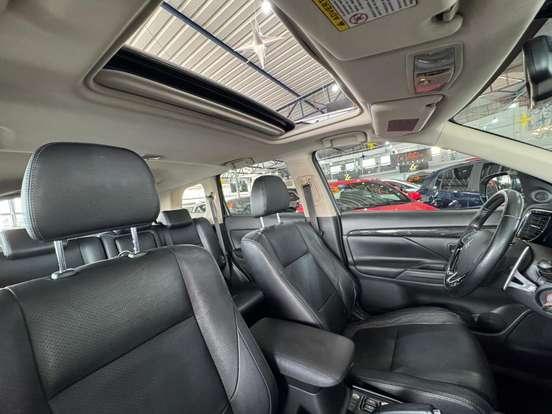 MITSUBISHI-OUTLANDER-2.0 16V GASOLINA 4P AUTOMÁTICO MITSUBISHI-OUTLANDER-2016