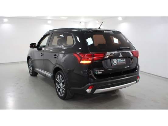 MITSUBISHI-OUTLANDER-2.0 16V GASOLINA 4P AUTOMÁTICO MITSUBISHI-OUTLANDER-2016