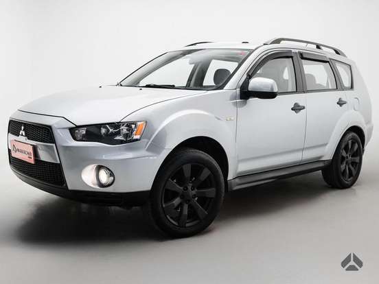 MITSUBISHI-OUTLANDER-2012