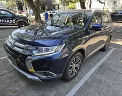 MITSUBISHI OUTLANDER 2.0 COMFORT 16V GASOLINA 4P AUTOMÁTICO MITSUBISHI OUTLANDER 2.0 COMFORT 16V GASOLINA 4P AUTOMÁTICO