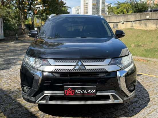 MITSUBISHI-OUTLANDER-2.0 MIVEC GASOLINA HPE AUTOMÁTICO MITSUBISHI-OUTLANDER-2018